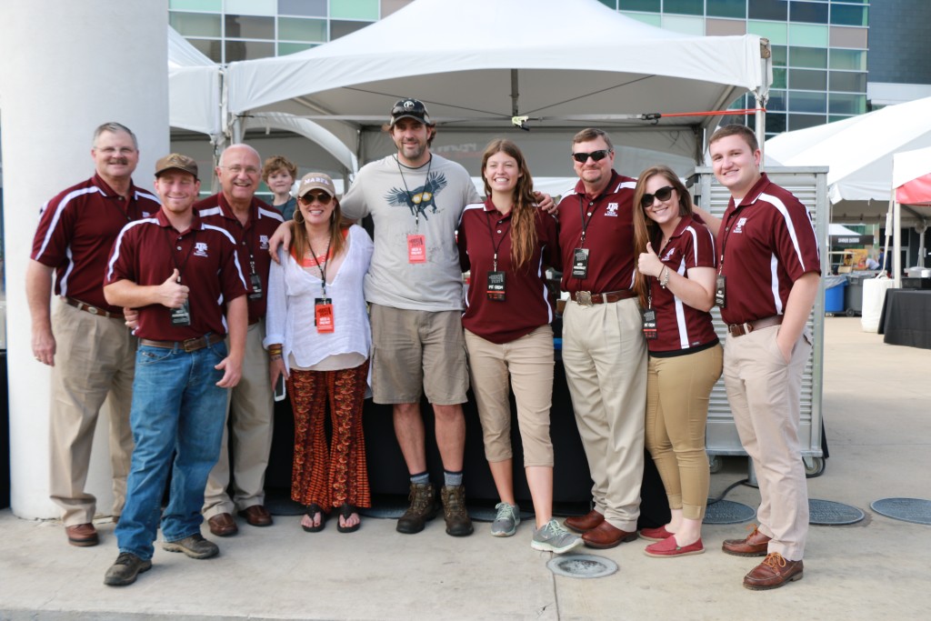 Aggies participate in TMBBQ FEST 2015 - Texas Barbecue
