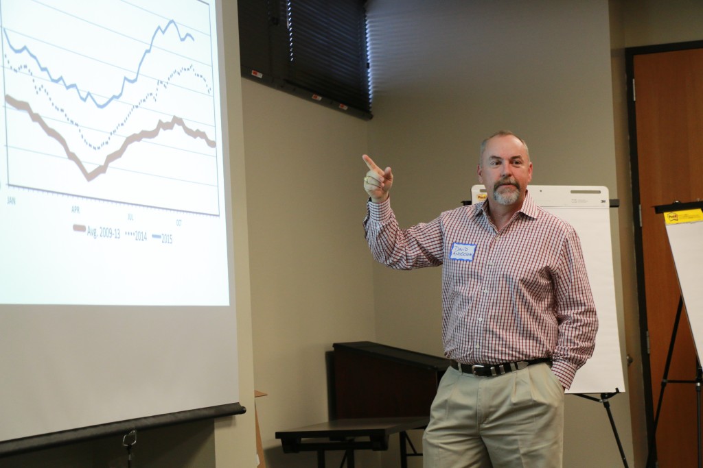 Dr. David Anderson discussing increasing beef carcass weights during his livestock and meat forecast