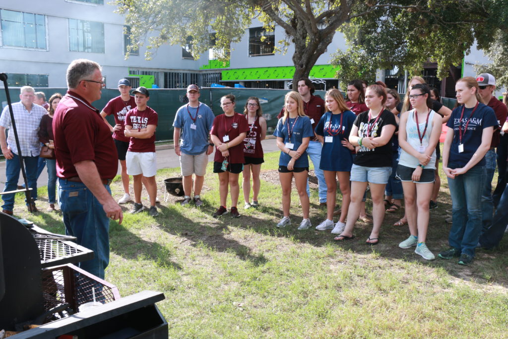 Davey Griffin talking about smoking beef ribs